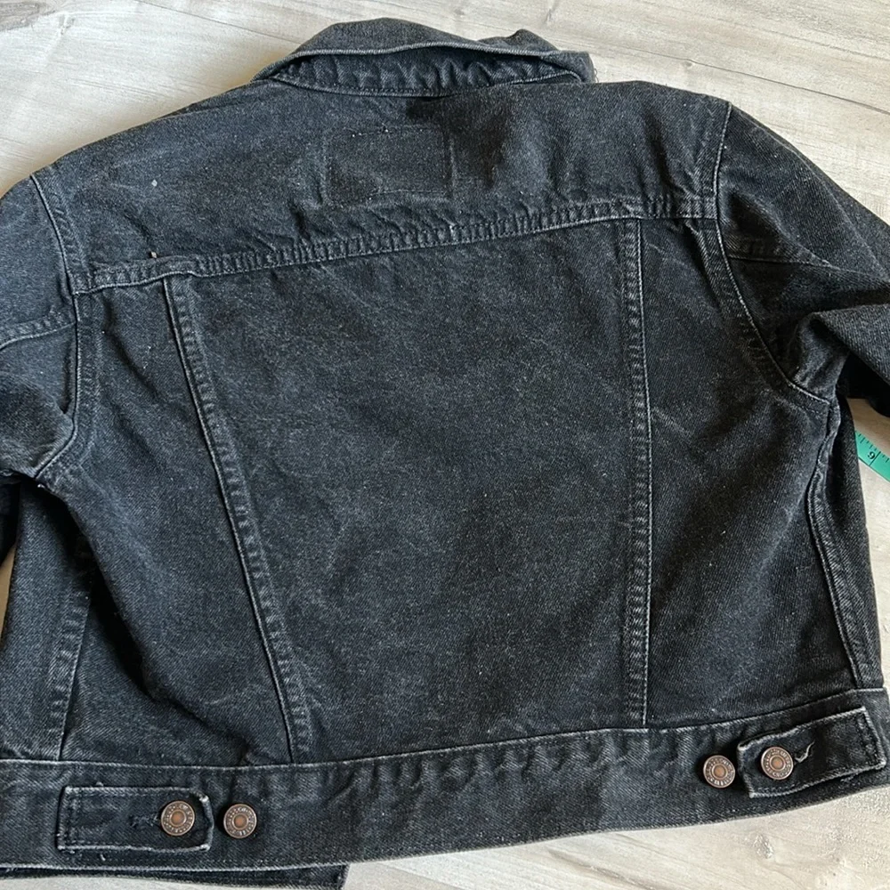 Levis Orange Tab Denim Jacket 
Fits like a women’s small. - Picture 8 of 8